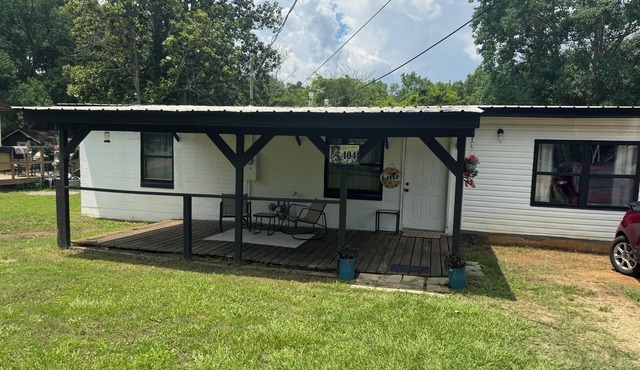 Forrest by the beach- Family friendly vacation home near everything.