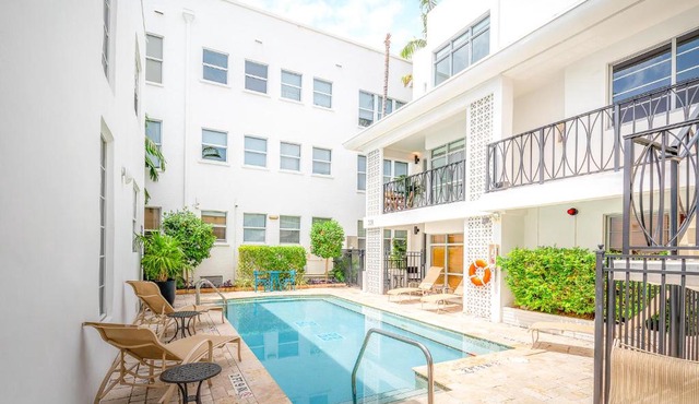 Fountain condo 2 story Pool BBQ Balcony