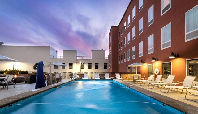 Free Breakfast. Outdoor Pool. Gym. Your Next Trip! in Montgomery