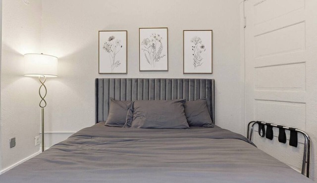 Freshly Renovated 1BR Near Beale and Downtown