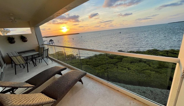 FULL TIME MGR - LUXURY PENTHOUSE - OFFERS KEY LARGO'S BEST PANORAMIC OCEAN VIEWS