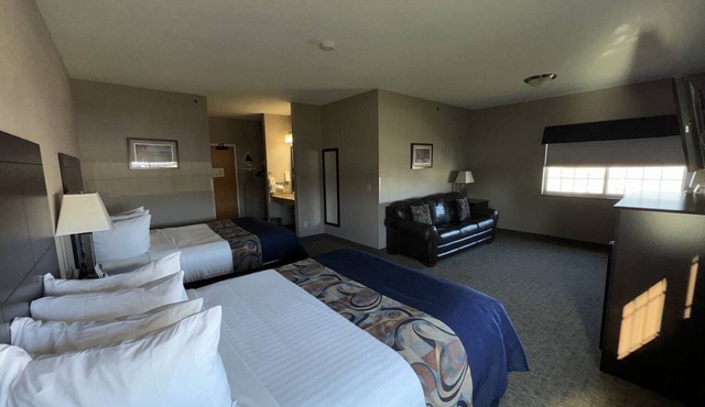 Garner Inn & Suites in Garner