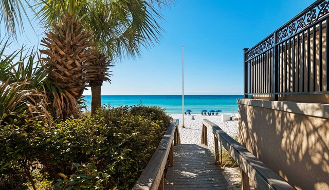 Goes Fast! Features Four Hammocks On Upper Deck with Gulf Views in Destin