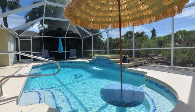 Golden Pond Villa! Minutes from Boca Grande! HEATED POOL! in Rotonda West