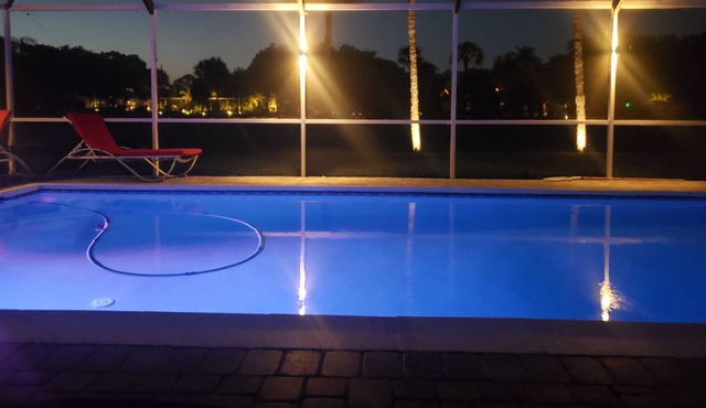 Gorgeous 3 bed 2 Bath Single Family Home with Pool - Golf Course View