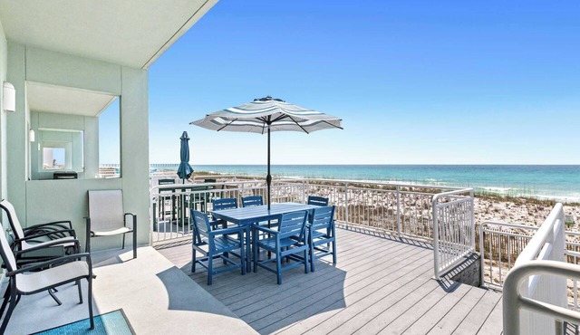 Gorgeous Gulf front townhome, Gas grill and beach access