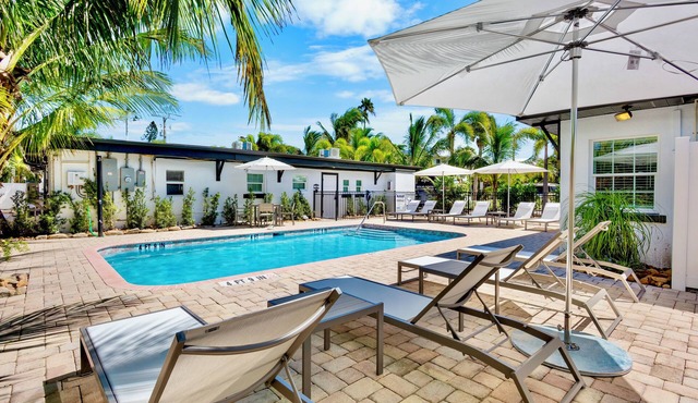 Haley's at The Anna Maria Island Inn