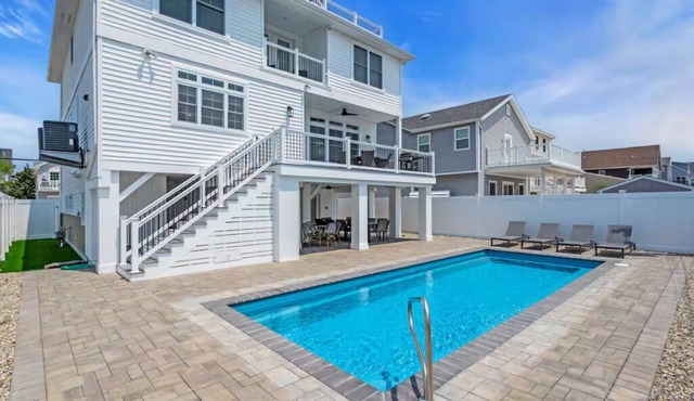 Half Block 2 Beach | 5BR w/Pool | Linens & Towels in Seaside Heights