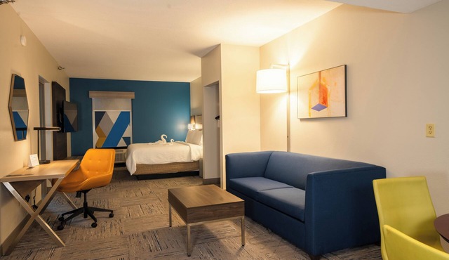 Holiday Inn Express Hotel & Suites Tampa Northwest - Oldsmar by IHG