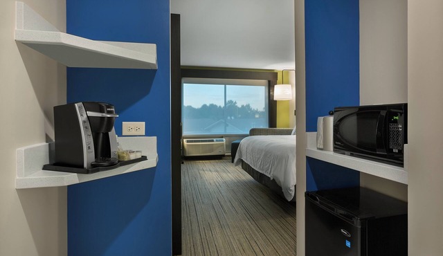 Holiday Inn Express Lake Park by IHG