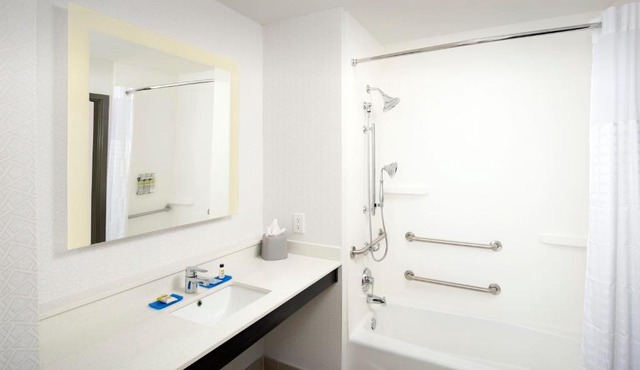 Holiday Inn Express Pensacola Downtown by IHG