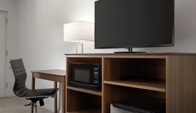 Home Inn & Suites Orlando-Apopka