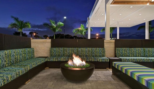 Home2 Suites By Hilton West Palm Beach Airport in West Palm Beach