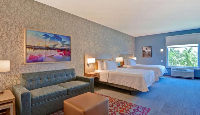 Home2 Suites By Hilton Naples I-75 Pine Ridge Road