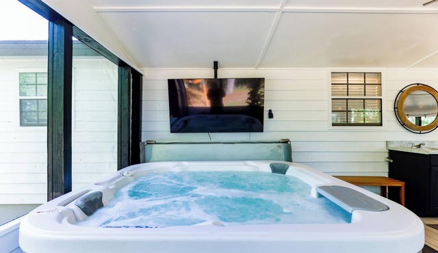 Hot Tub, Pool Table, Ping-Pong, Private Playground, Fire Pit, Library, Play Room
