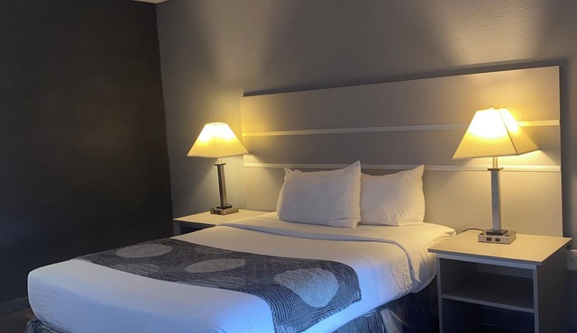 Hotel 10 Extended Stay