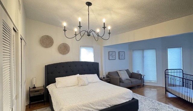 Huge Master Suite w/Office, Big Yard, Near Dock, Mayo Clinic & TPC Sawgrass! in Ponte vedra beach