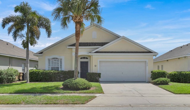 In Orlando area, large Family Friendly Home - Close to Disney in Clermont