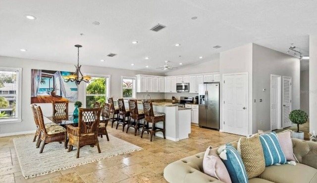 In The Heart of IRB! Oceanfront! Blue Moon Sleeps 9 with Spectacular View!