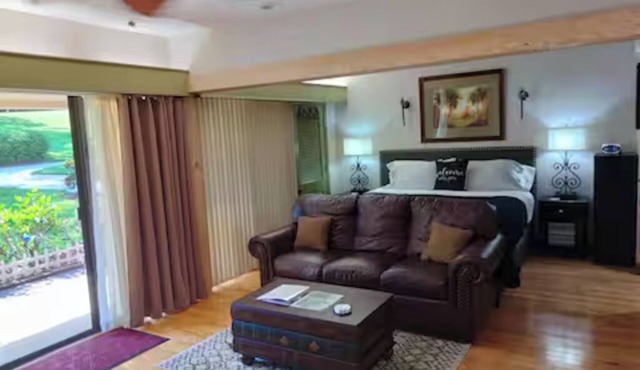 Innisbrook Golf Course: 1 bed/1 bathroom Condo,1st Floor Steps to Island Course