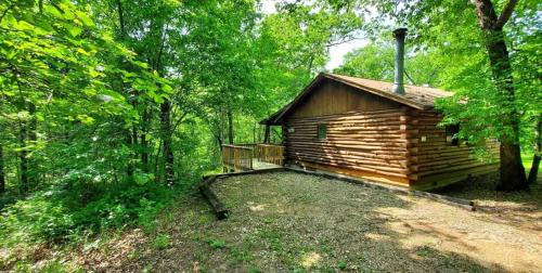 Intimate Log Cabin #2 at Wisteria in Eureka Springs