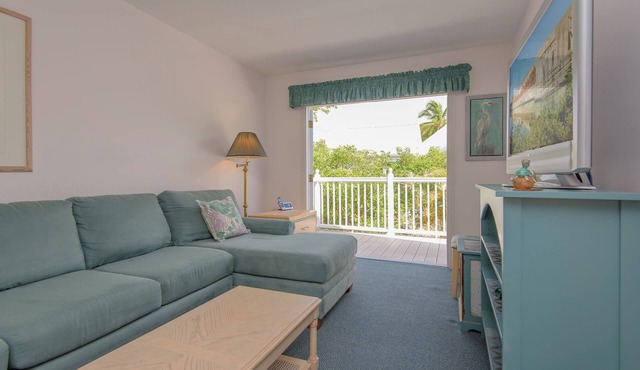 Key West, Gated Truman Annex Condo, new Waterfront Park, and Ft. Zach Beach.
