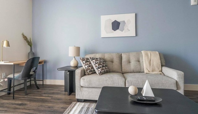 Landing | Beautiful 1BD, Gym