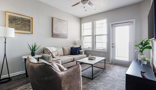 Landing | Beautiful 1BD, Yoga Studio, Gym in Covington