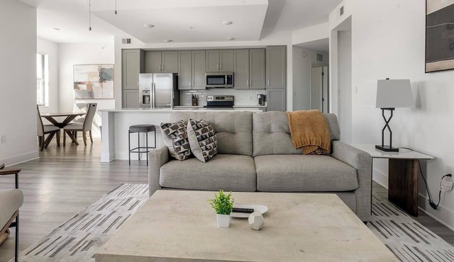 Landing | Beautiful 2BD, Yoga Studio