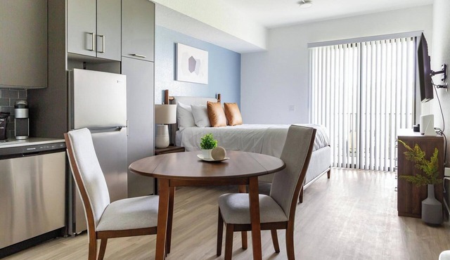 Landing | Beautiful Studio, Clubhouse, Gym