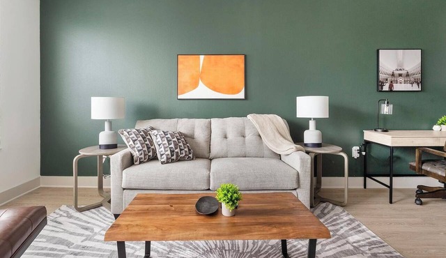 Landing | Chic 1BD, Game Room, Pool in Largo