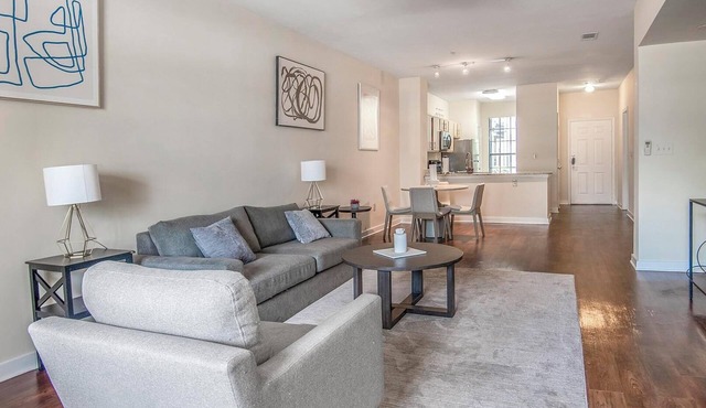 Landing | Chic 2BD, Clubhouse, Gym