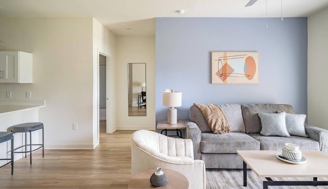 Landing | Chic 2BD, Pool, Gym