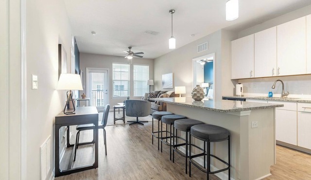 Landing | Incredible 2BD, Clubhouse, Pool in Wesley Chapel