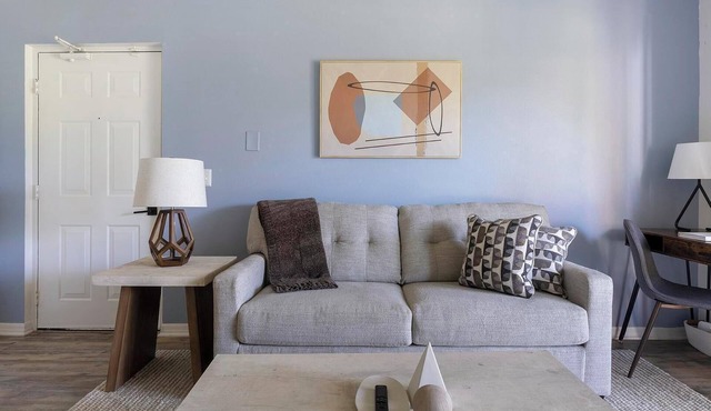 Landing | Modern 1BD, Clubhouse, Gym in Fruitville