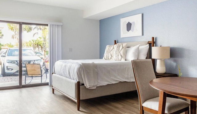 Landing | Modern Studio, Clubhouse, Gym