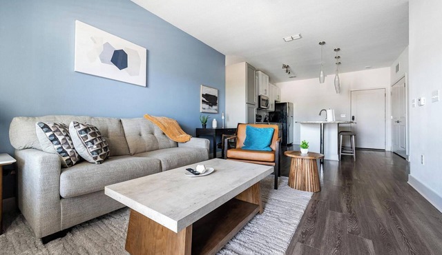 Landing | Spectacular 1BD, Pool, Clubhouse