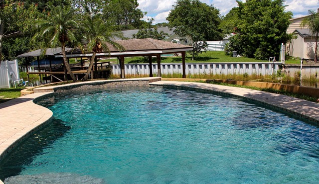 Last Minute Deals End Soon, Resort Like Orlando Home, Private Pool, Dock