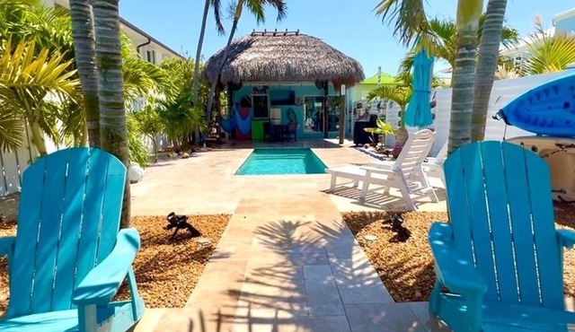 Lilo’s In The Keys Waterfront Tropical Retreat Tiki Private Pool Dock