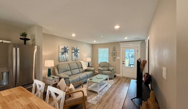 Location and Convenience to the Beach!