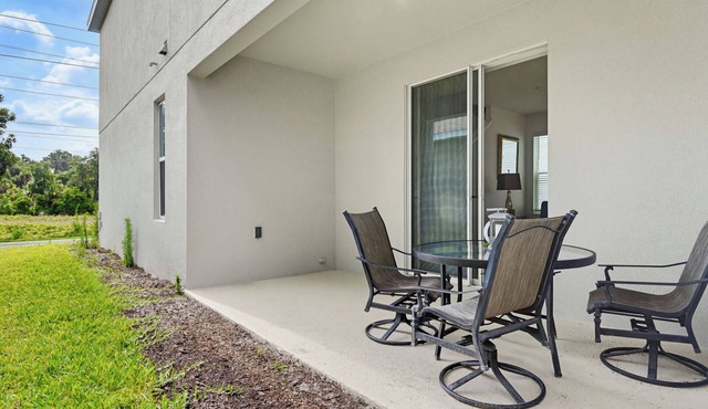 Lux 4 bed Mins! To HCA & Advent & Gemini Springs