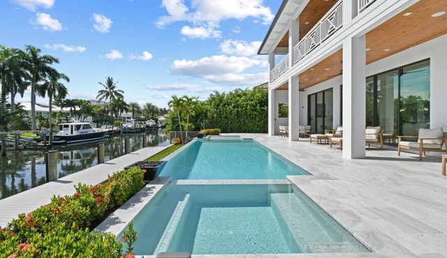 LUXE 4BDR Waterfront Oasis w/Hot Tub & Pool