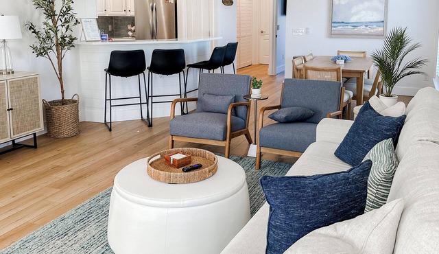 Luxurious PCB Retreat –Steps to Beach, Spacious ,Prime Location ,Guest Favorite