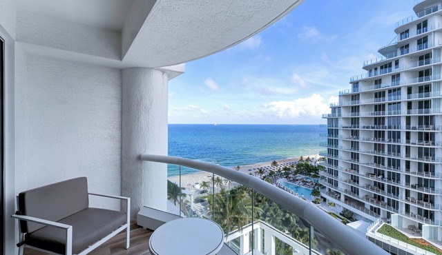 Luxurious Oceanfront Apartment in Fort Lauderdale