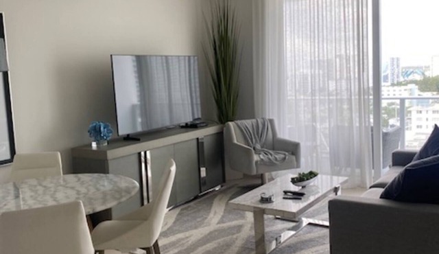 Luxury 1BR Condo Ft Lauderdale Beach