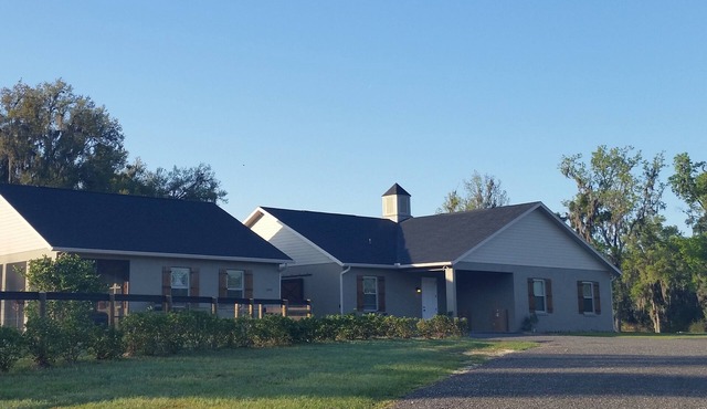 Luxury cottage for Hits, WEC, Or Florida Horse Park