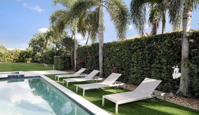 Luxury home w/pool by Dream Vacation