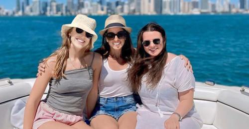 Miami Airport Hostel- Late Check in Ok- Female Dorms - Men Dorms - No Mix Under New Management