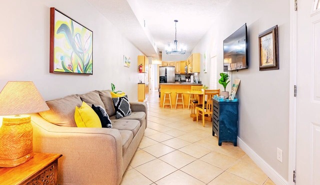 ✨Mighty Little Beach✨ 1B Apartment, Private Patio, Dog Friendly, Walk to Beach❤️