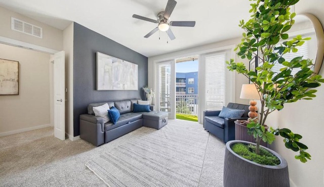 Modern 2BR w Pool Pet-Friendly Unit #18